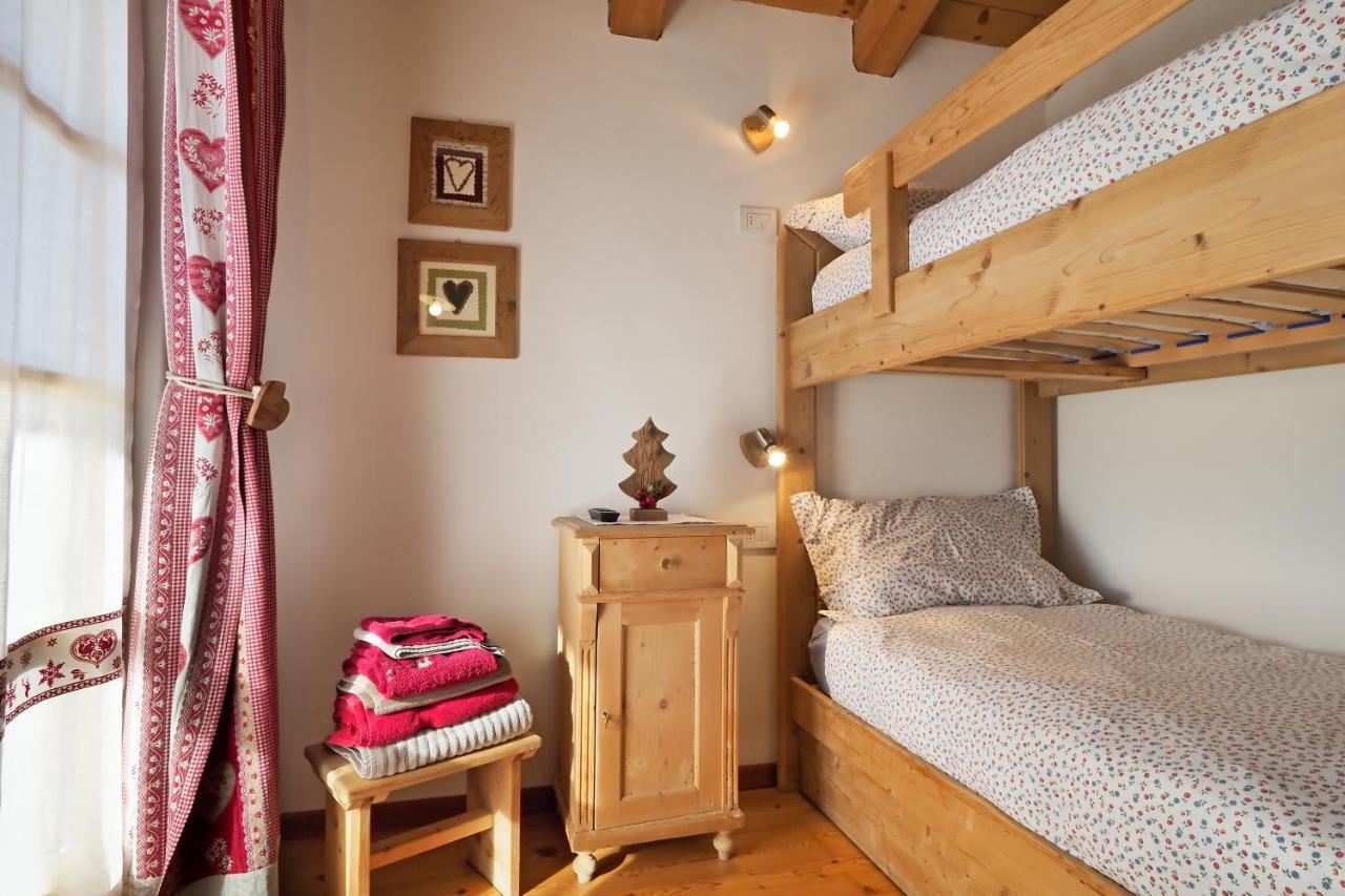 カヴァレーゼ Maso Vaia Bed & Breakfast エクステリア 写真