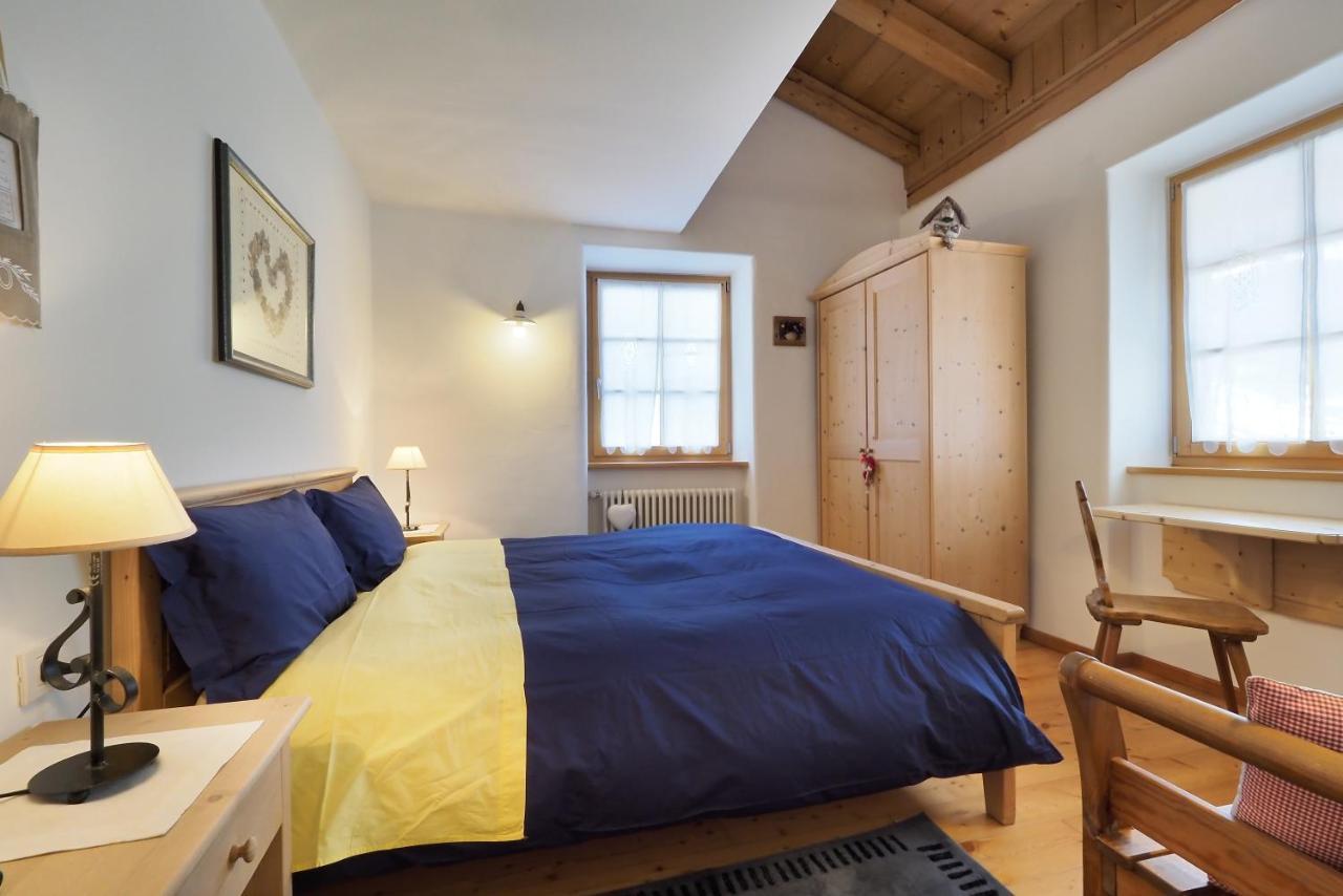 カヴァレーゼ Maso Vaia Bed & Breakfast エクステリア 写真